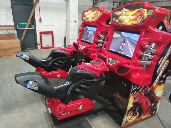 Superbikes arcade racing machine side view