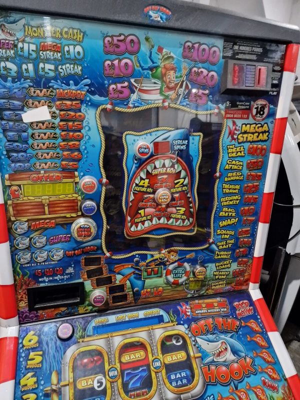 Off the Hook £100 Jackpot Pub Fruit Machine - Image 3